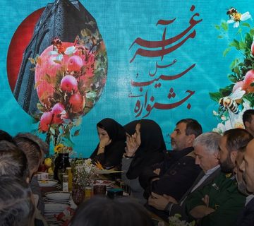 جشنواره سیب و عسل مانی در مراغه